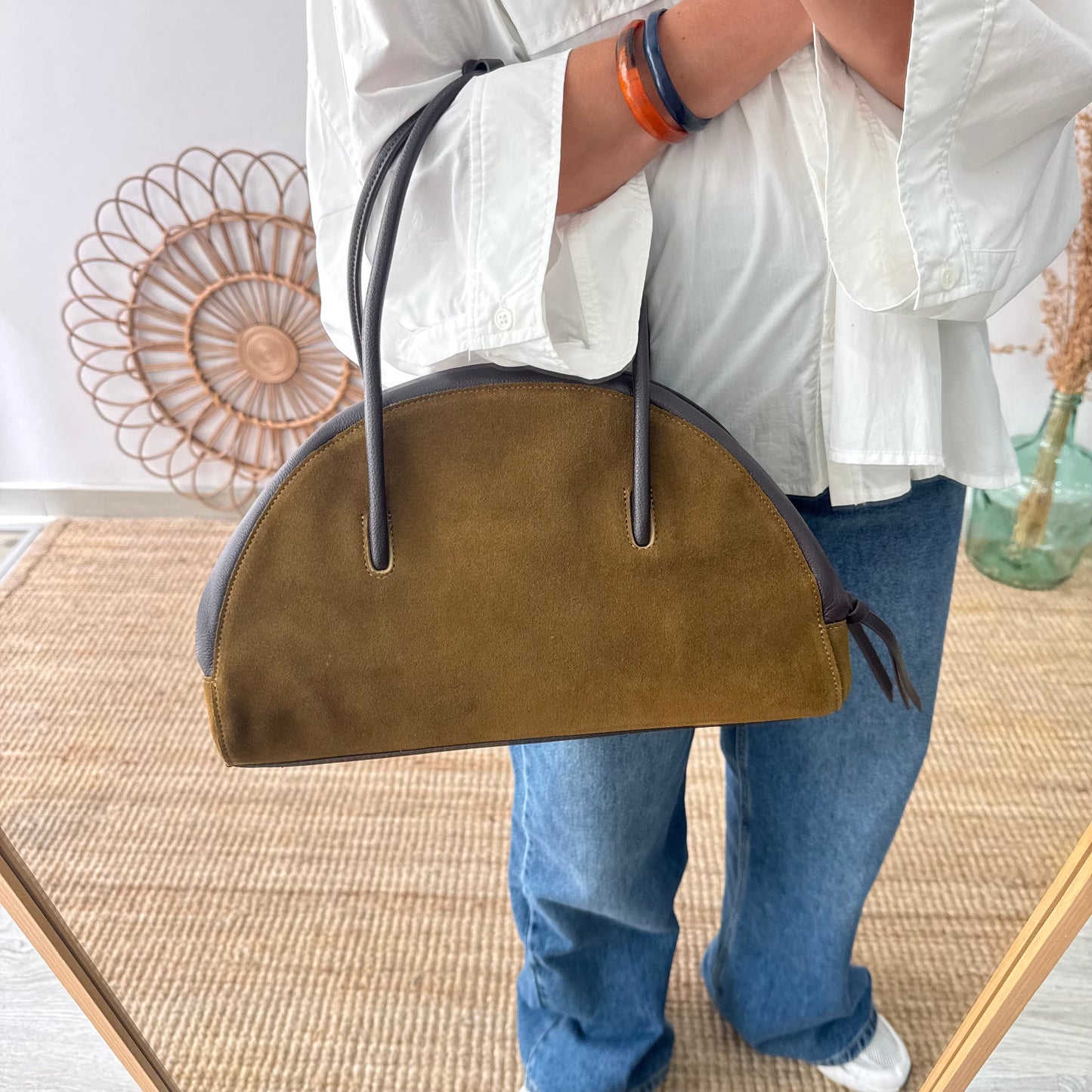 Bolso Bowling serraje y piel caqui
