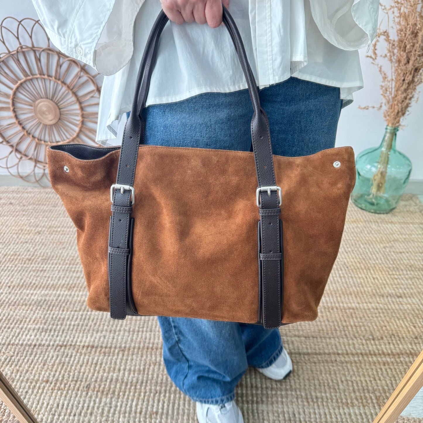 Bolso Shopper hebillas serraje y piel camel