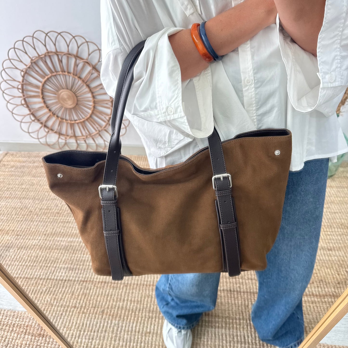 Bolso Shopper hebillas serraje y piel marrón