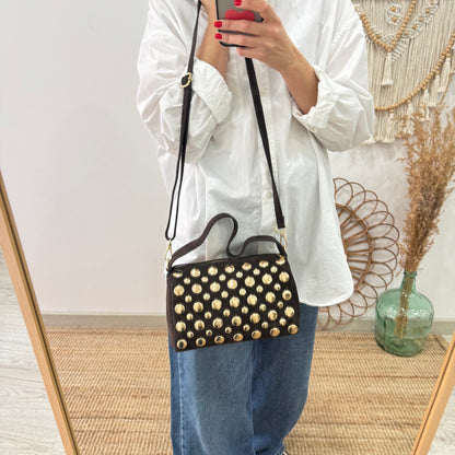 Bolso bowling marrón serraje tachuelas doradas