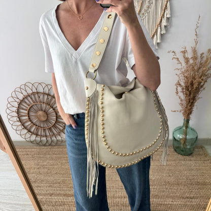 Bolso Hobo tachuelas y Flecos en Piel beige