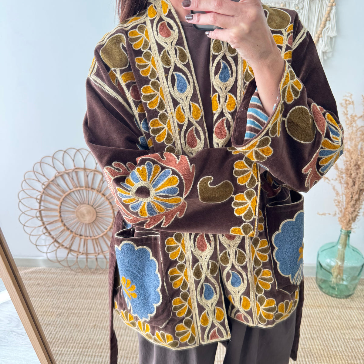 Kimono terciopelo bordados marrón