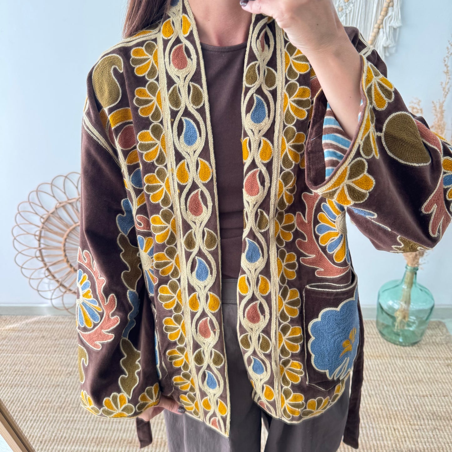 Kimono terciopelo bordados marrón
