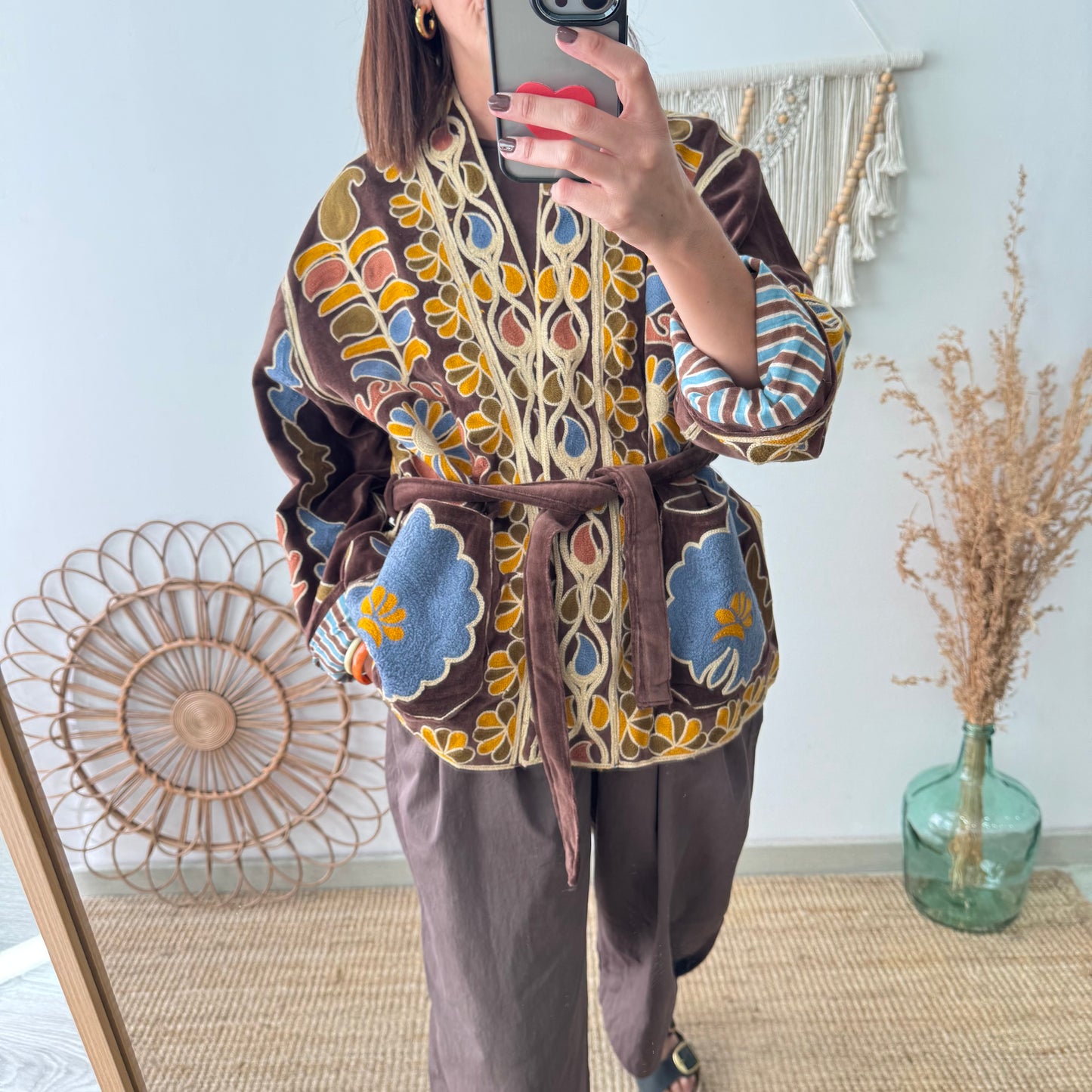 Kimono terciopelo bordados marrón
