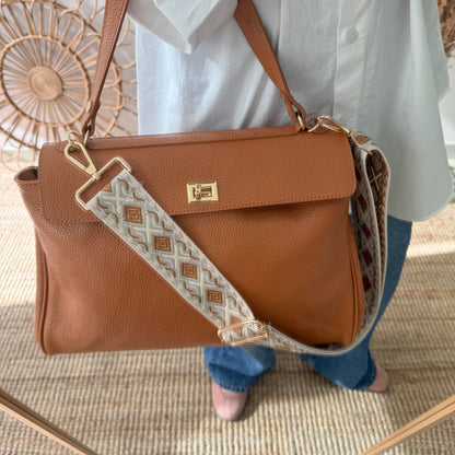 Bolso tote cierres piel camel