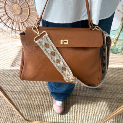 Bolso tote cierres piel camel