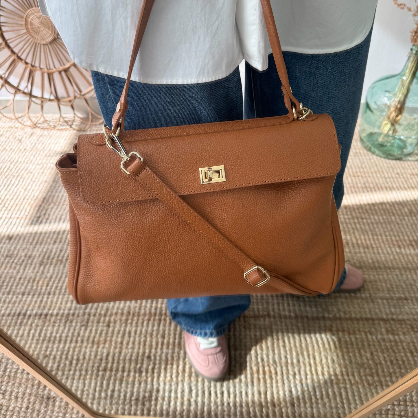 Bolso tote cierres piel camel