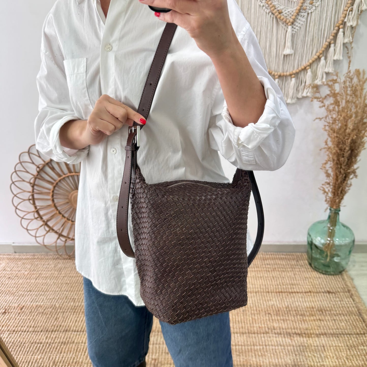 Bolso saco en piel trenzada cremallera marrón