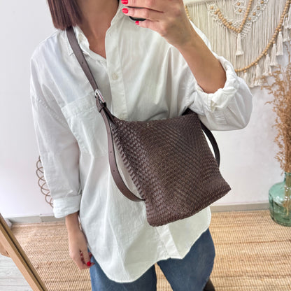 Bolso saco en piel trenzada cremallera marrón