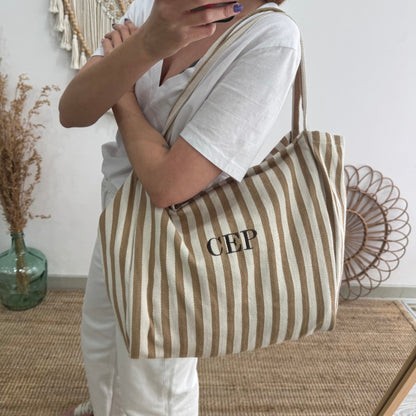 Bolsa loneta rayas taupe iniciales bordadas - Bubbleshopbcn