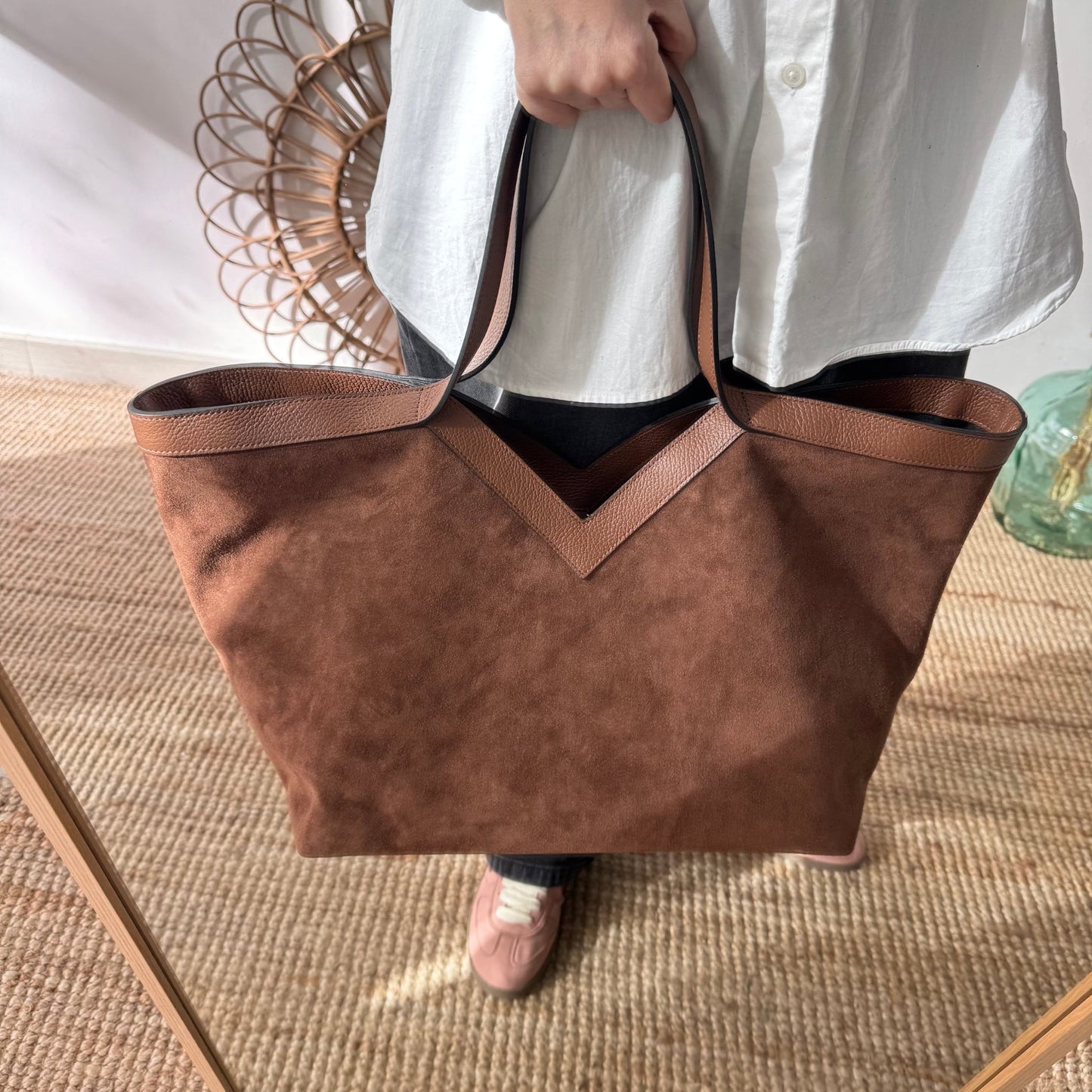 Bolso shopper combinado piel y serraje marrón