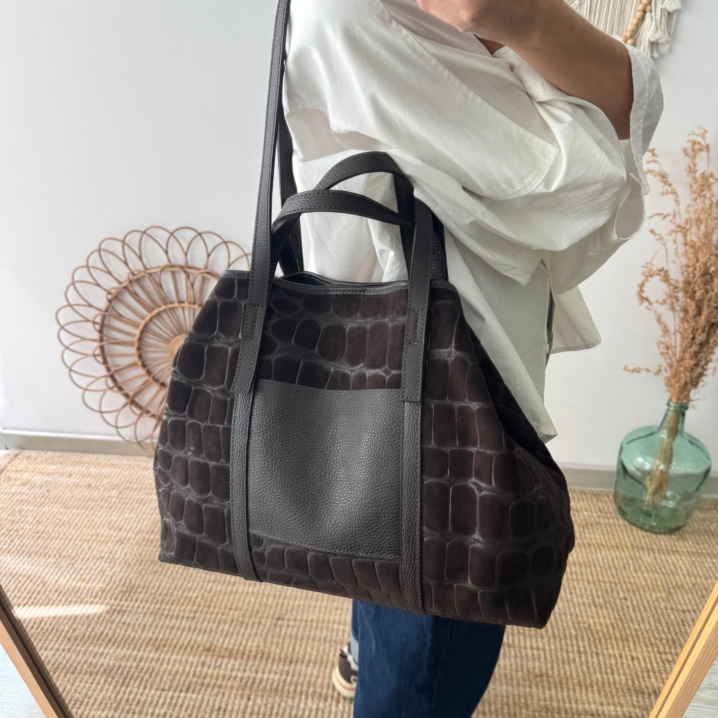 Bolso shopper bolsillo serraje y piel marrón chocolate