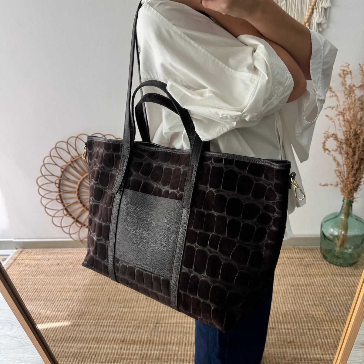 Bolso shopper bolsillo serraje y piel marrón chocolate