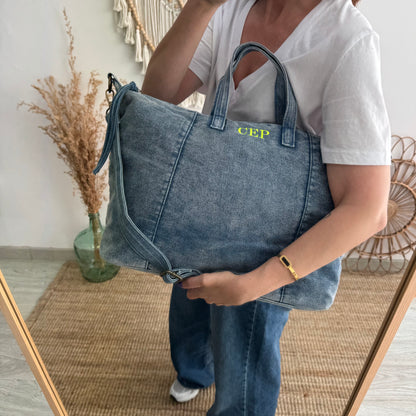 Bolsa denim ovalada azul iniciales bordadas