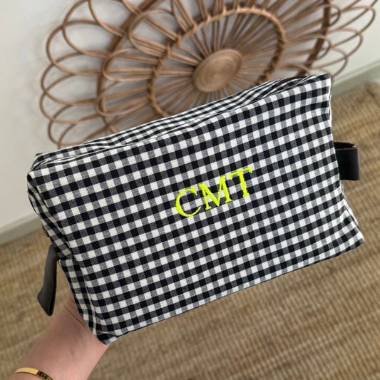 Neceser combinado algodon y piel cuadros vichy negro iniciales bordadas - Bubbleshopbcn