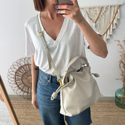 Bolso fruncido piel beige