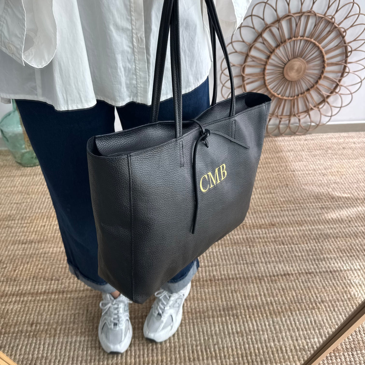 Shopper grande piel negro cremallera personalizado iniciales bordadas