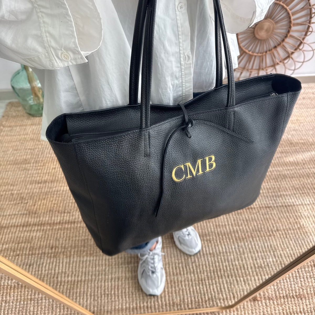 Shopper grande piel negro cremallera personalizado iniciales bordadas