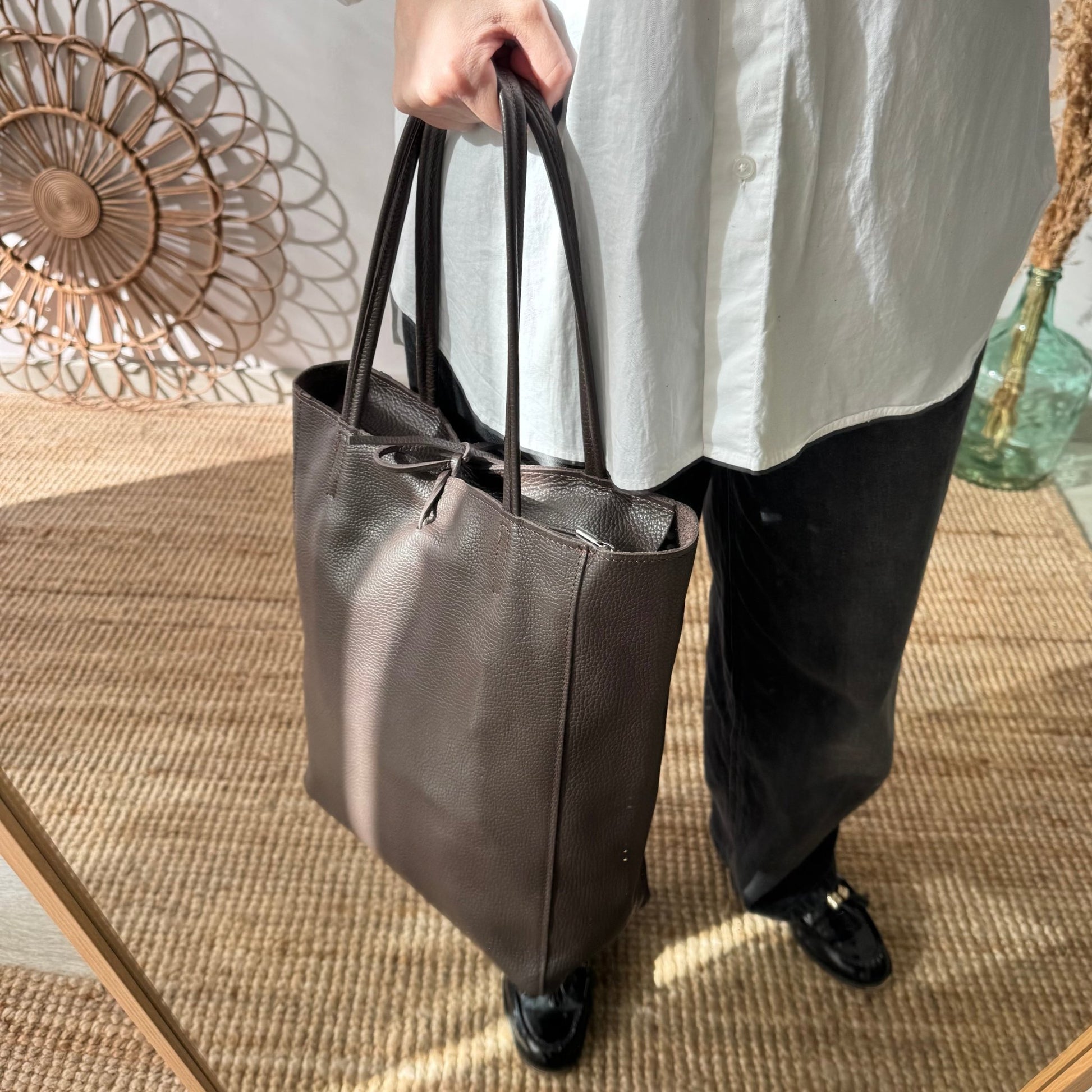 Bolso grande piel marrón personalizado iniciales bordadas - Bubbleshopbcn