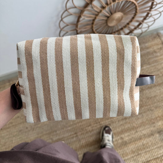 Neceser algodón rayas taupe iniciales bordadas - Bubbleshopbcn