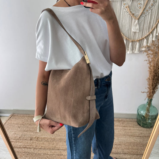 Bolso candado serraje taupe