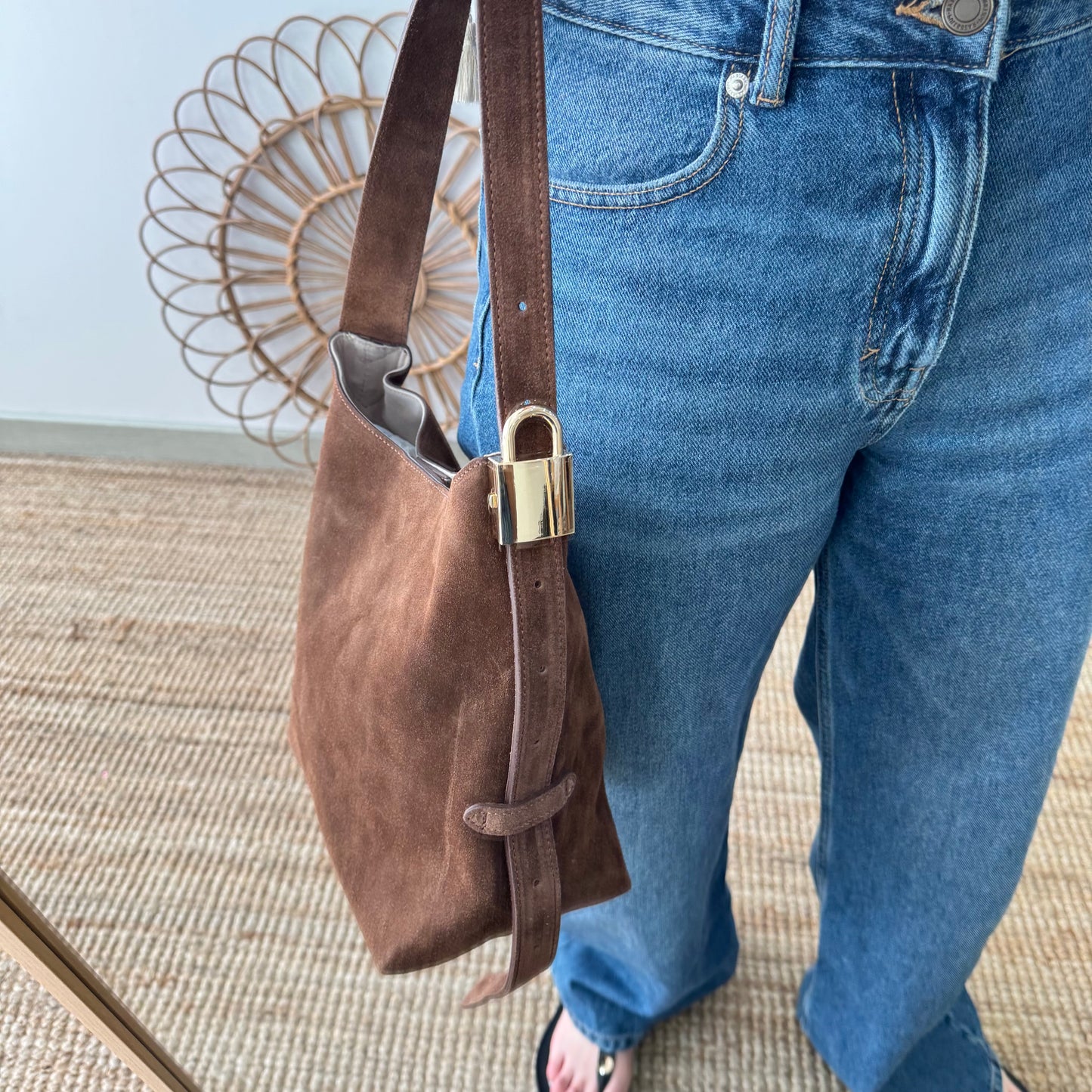 Bolso candado serraje marrón