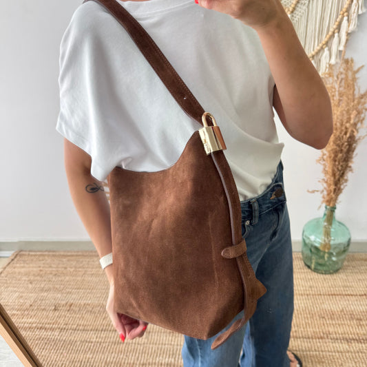 Bolso candado serraje marrón