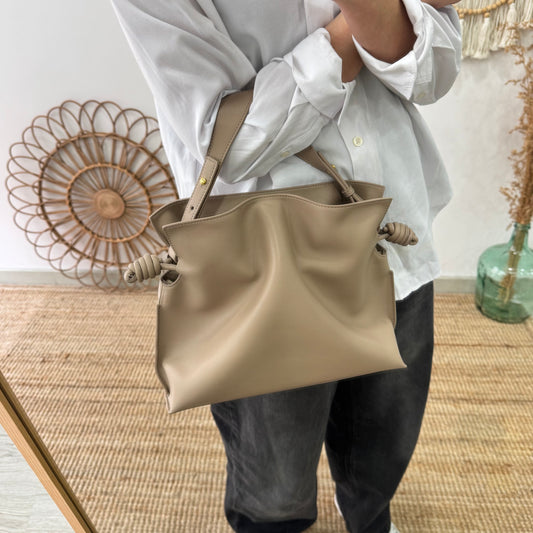 Bolso fruncido piel taupe