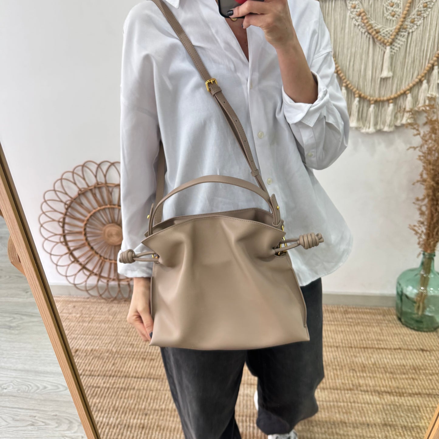 Bolso fruncido piel taupe