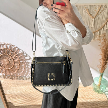 Bolso negro piel tachuelas doradas - Bubbleshopbcn