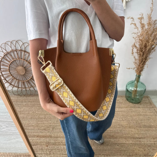 Bolso bucket asas rígidas camel - Bubbleshopbcn