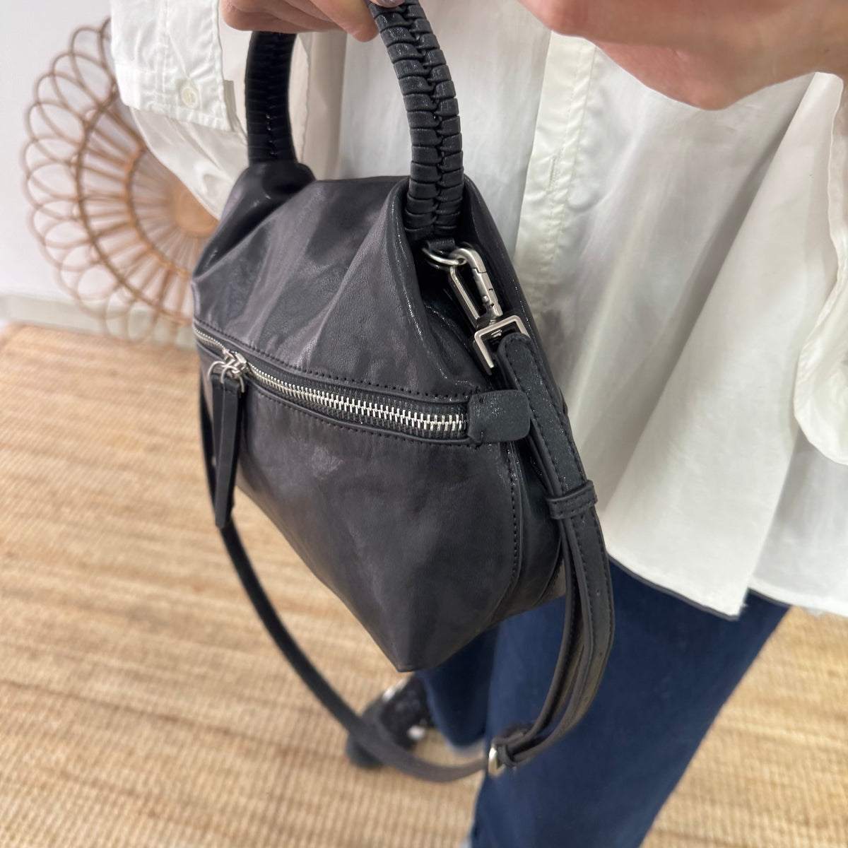 Bolso bombonera asa fruncida negro