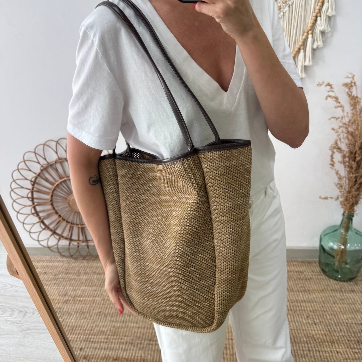 Bolso Shopper vertical Trenzado taupe