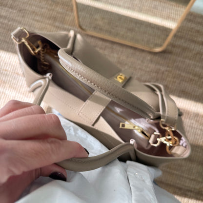 Bolso shopping piel taupe mediano