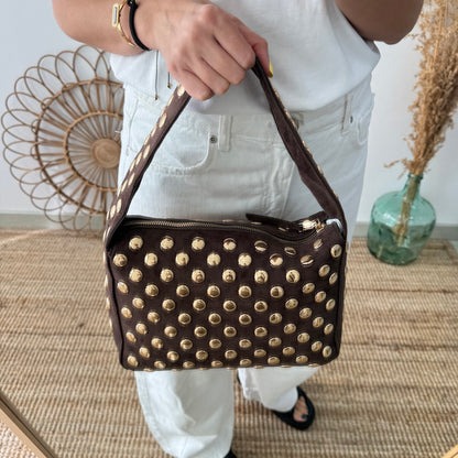 Bolso  marrón con Tachuelas Doradas