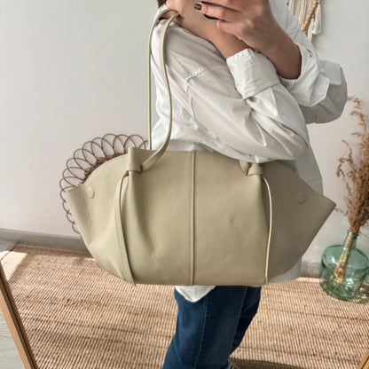 Bolso tote piel beige tiras