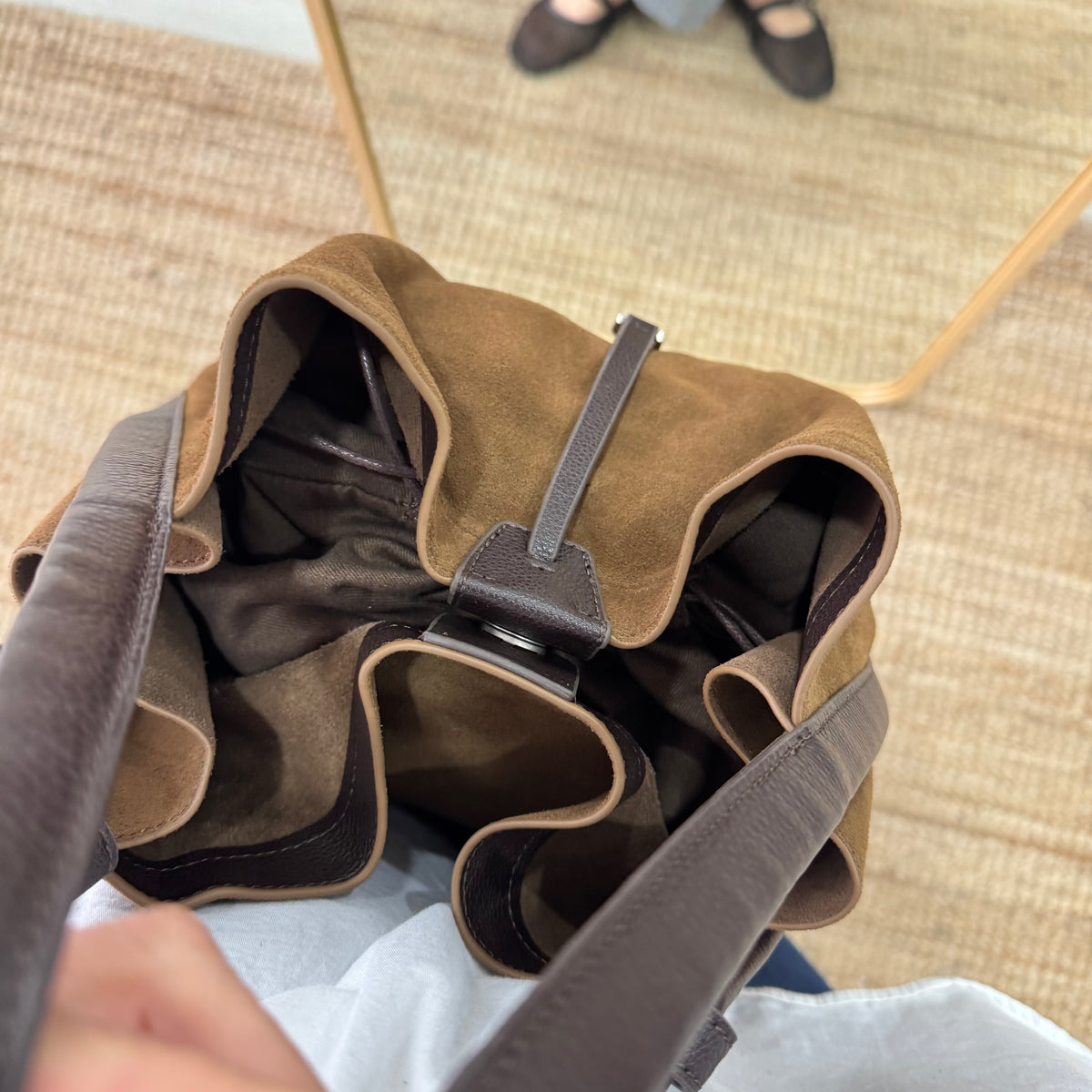 Bolso saco piel y serraje marrón