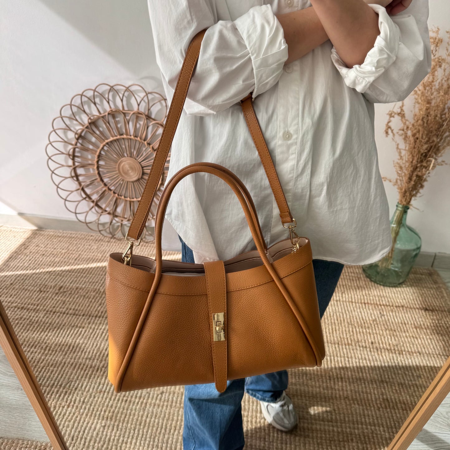Bolso shopping piel camel mediano