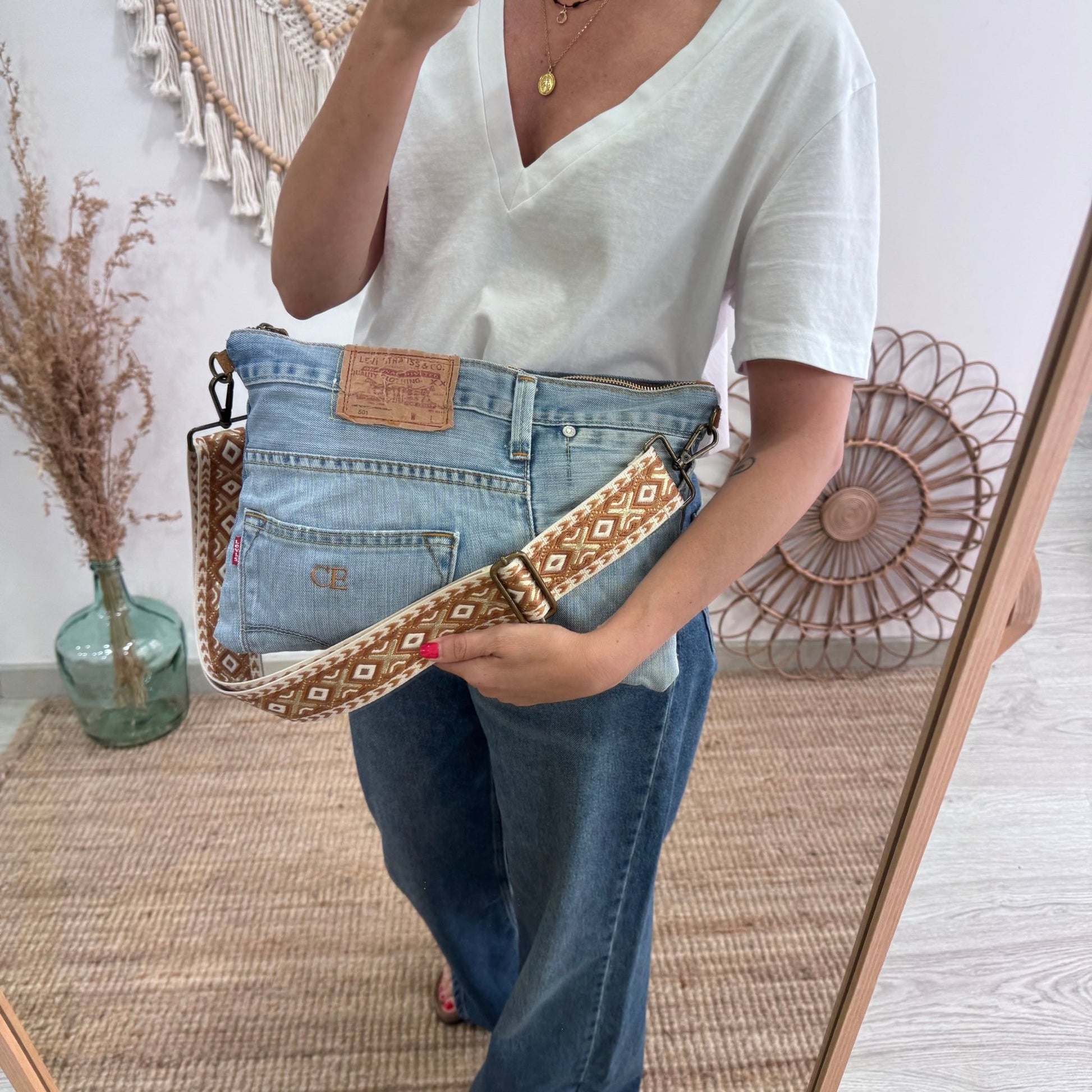 Bandolera denim asas piel camel iniciales bordadas - Bubbleshopbcn