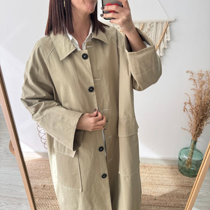Gabardina larga taupe