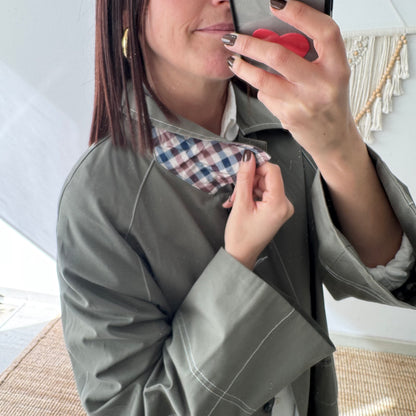 Gabardina larga caqui