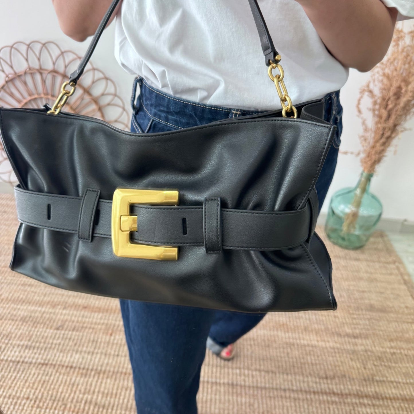 Bolso fruncido hebilla piel negro - Bubbleshopbcn