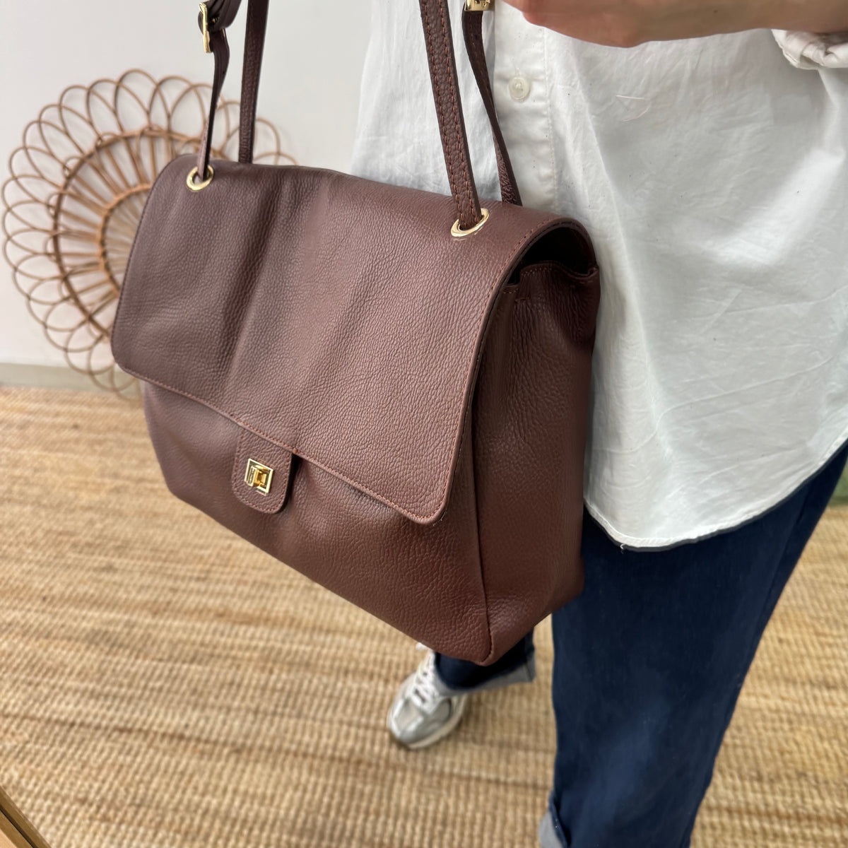 Bolso maxi solapa marrón