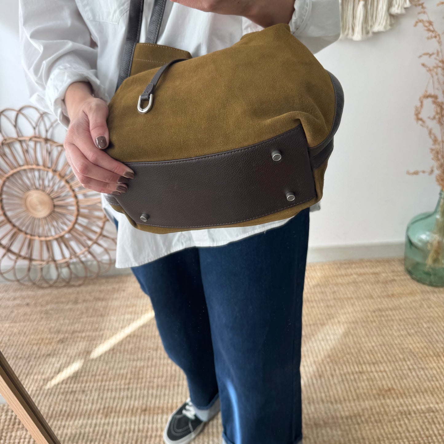 Bolso saco piel y serraje caqui