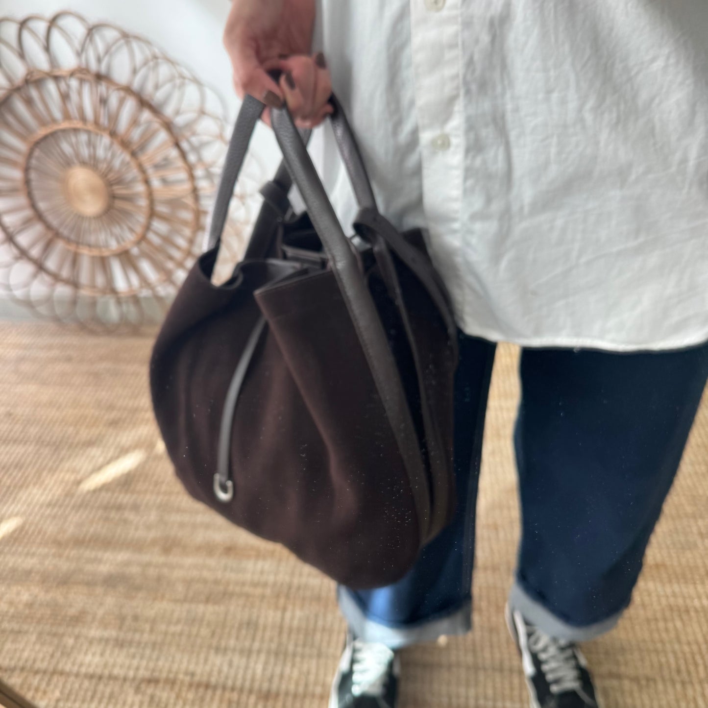 Bolso saco piel y serraje marrón chocolate