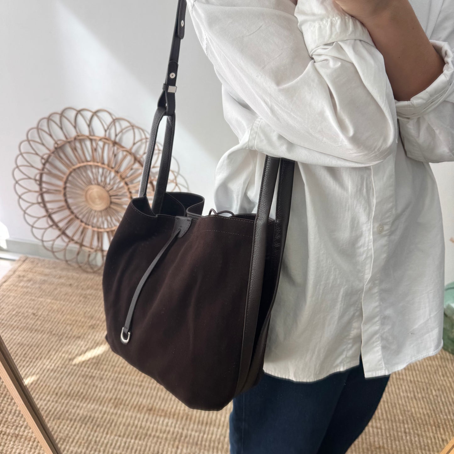 Bolso saco piel y serraje marrón chocolate