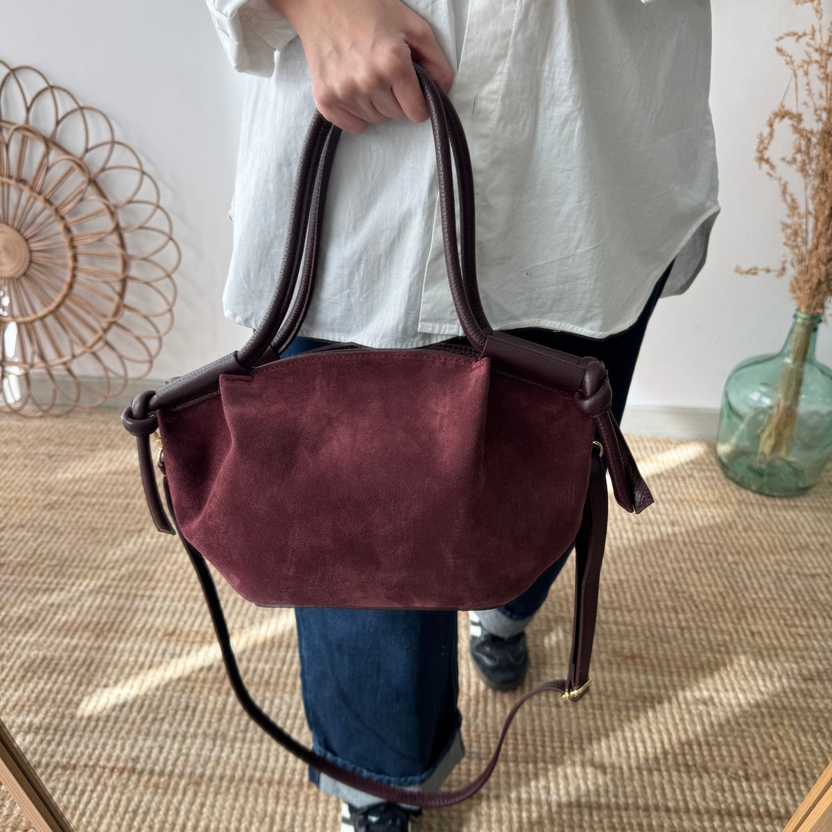 Bolso fruncido lateral combinado granate
