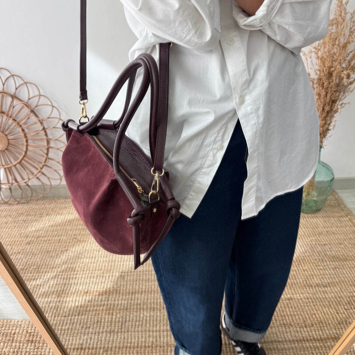 Bolso fruncido lateral combinado granate