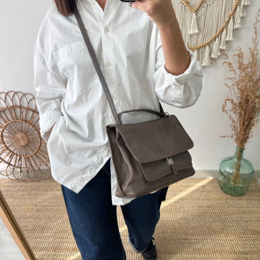 Bolso cartera mediano taupe