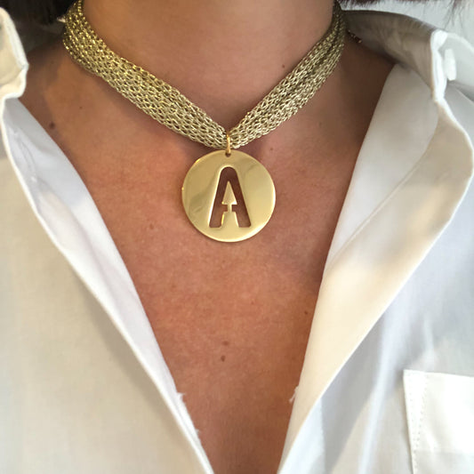 COLLAR INICIAL CON MALLA METALIZADA